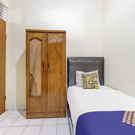 สปอต ออน 91374 เอเชีย สเตย์ เซอมารัง Hotel ภายนอก รูปภาพ