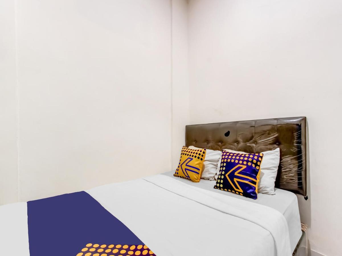 สปอต ออน 91374 เอเชีย สเตย์ เซอมารัง Hotel ภายนอก รูปภาพ