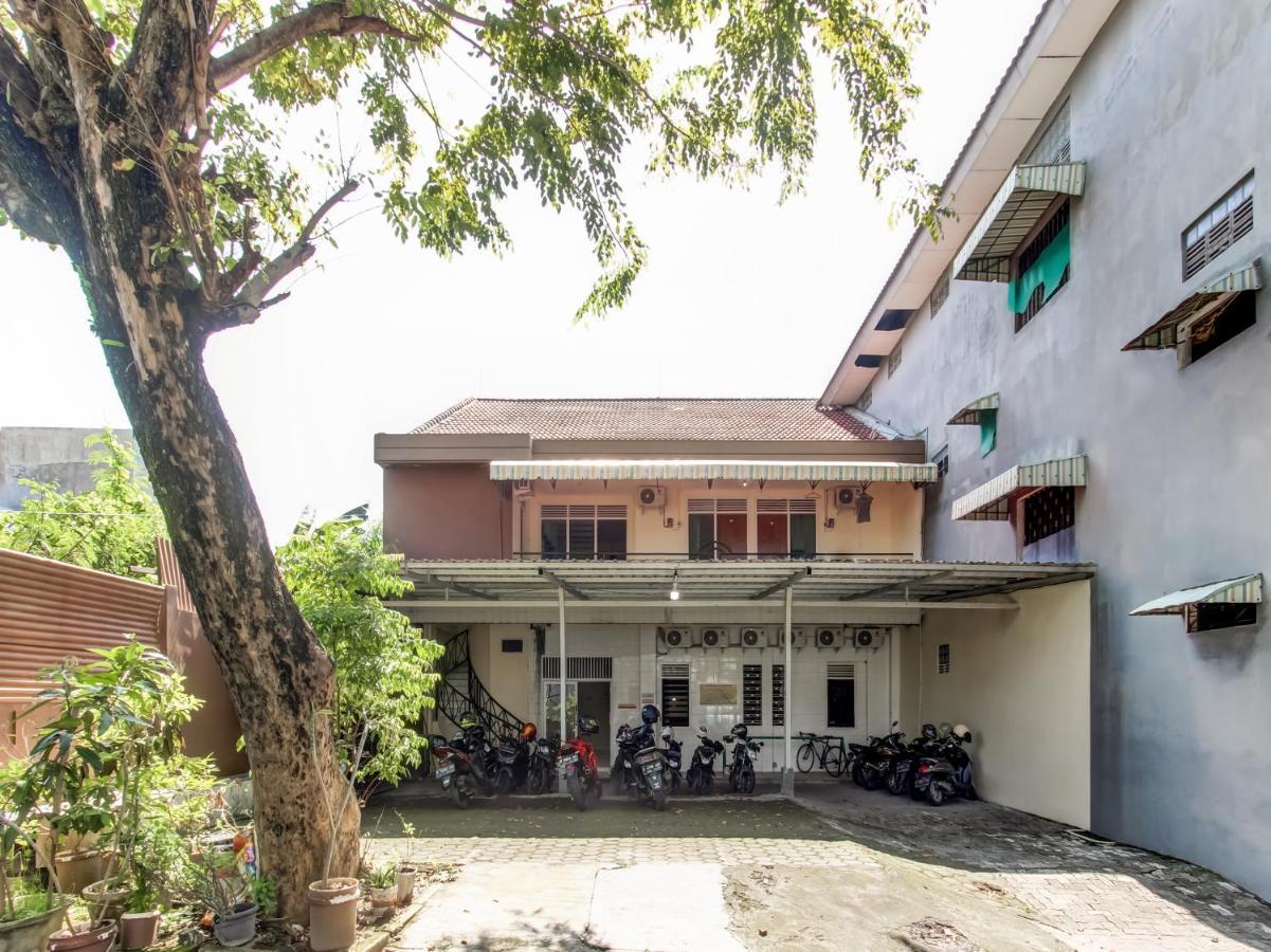 สปอต ออน 91374 เอเชีย สเตย์ เซอมารัง Hotel ภายนอก รูปภาพ