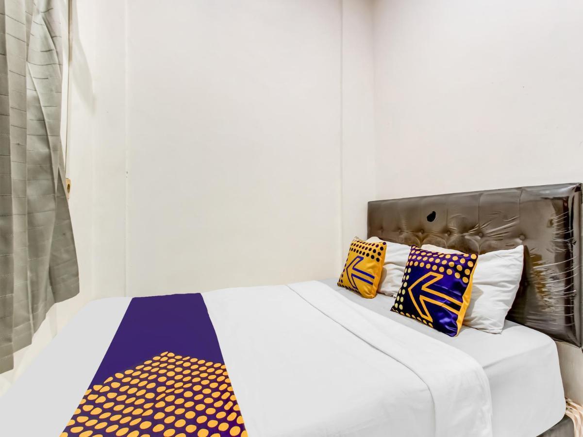 สปอต ออน 91374 เอเชีย สเตย์ เซอมารัง Hotel ภายนอก รูปภาพ