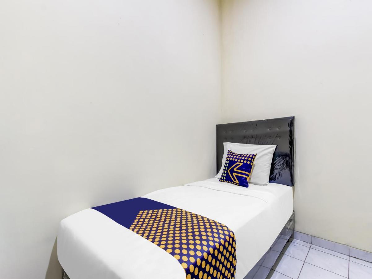 สปอต ออน 91374 เอเชีย สเตย์ เซอมารัง Hotel ภายนอก รูปภาพ